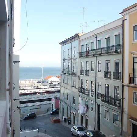 Berrio By The Flea Market Apartment